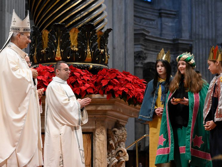 Un momento della celebrazione di stamani mattina nella basilica di San Pietro