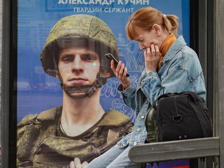 In Russia è stato bloccato WhatsApp. E il popolo questa volta si ribella