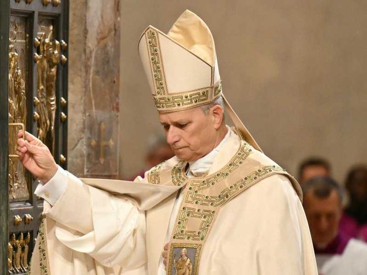 Il Papa chiude il Giubileo: «No all’industria della guerra. Si affermi l’artigianato della pace»