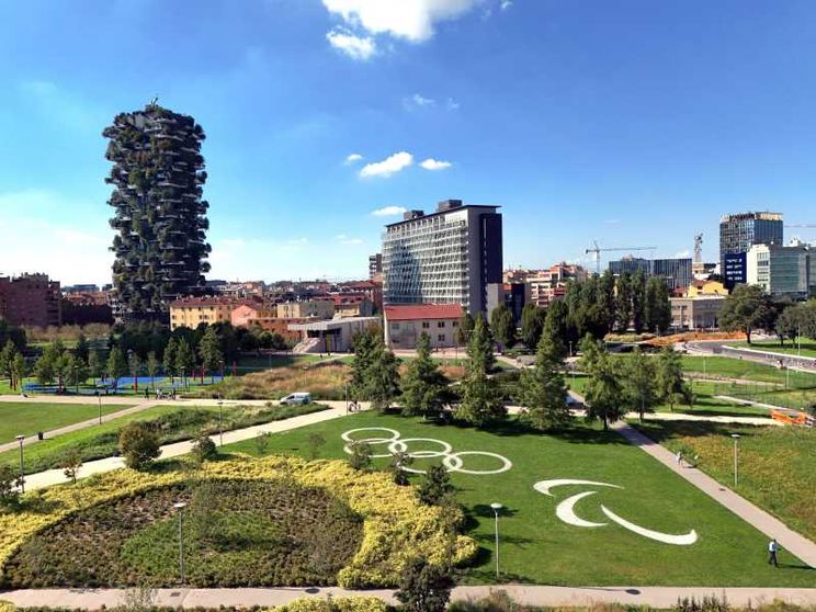 Via l’asfalto e il cemento dalle città, ora torna la terra