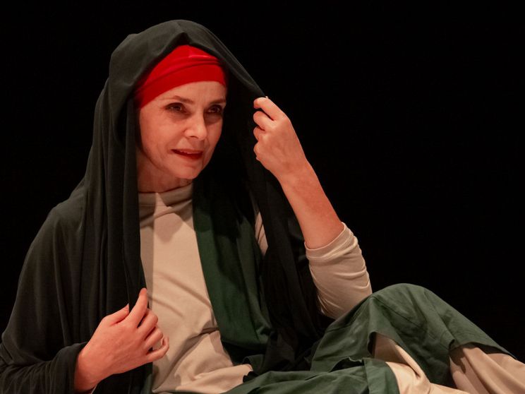 Galatea Ranzi: «La mia voce a teatro è quella di Maria»