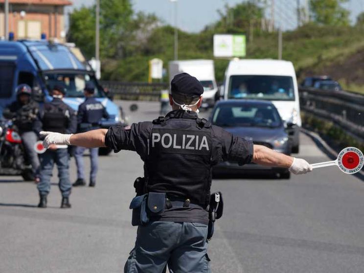 La Polizia Stradale dà i numeri: al volante non siamo messi bene