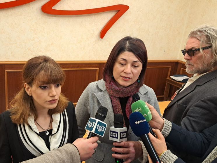 L’attivista iraniana Parisa Nazari