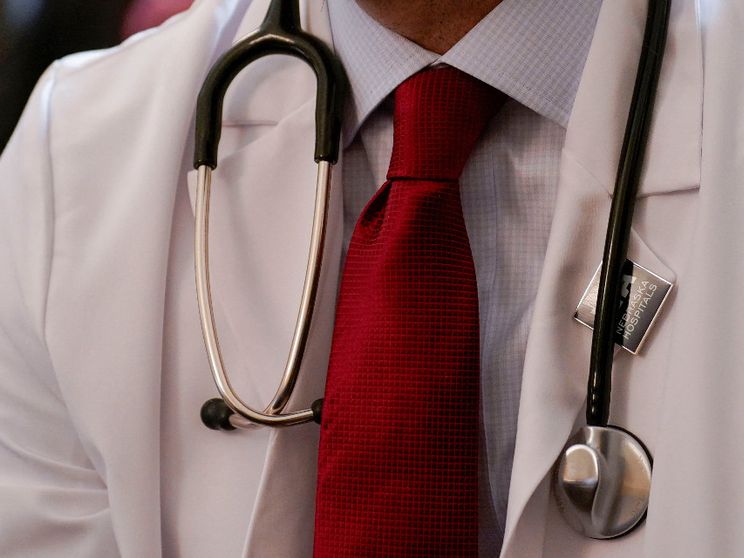 Suicidio assistito: nel cantiere della legge manca la famiglia. Ma il malato non è solo