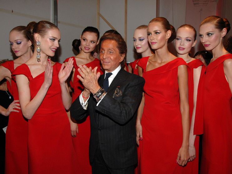 La morte di Valentino (dopo Armani) è la chiusura di un ciclo per la moda italiana