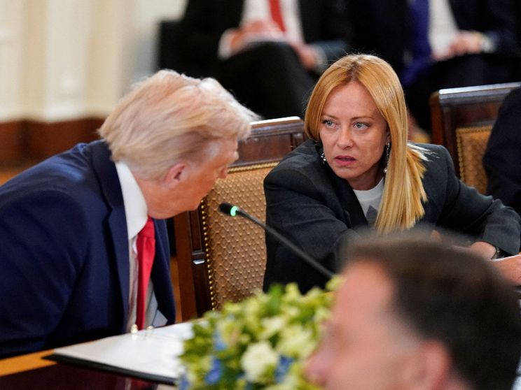 I dazi e la Groenladia: la nuova mission di Meloni tra Trump e Ue