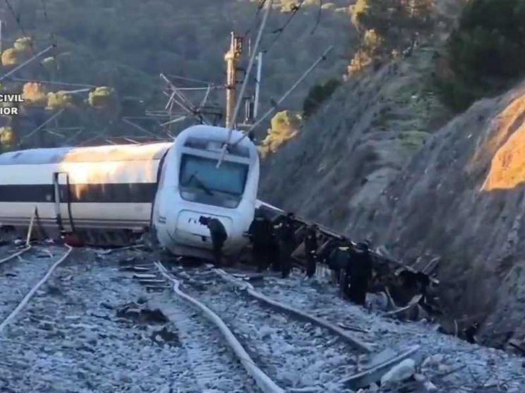 Disastro ferroviario in Spagna, il numero dei morti sale a 41