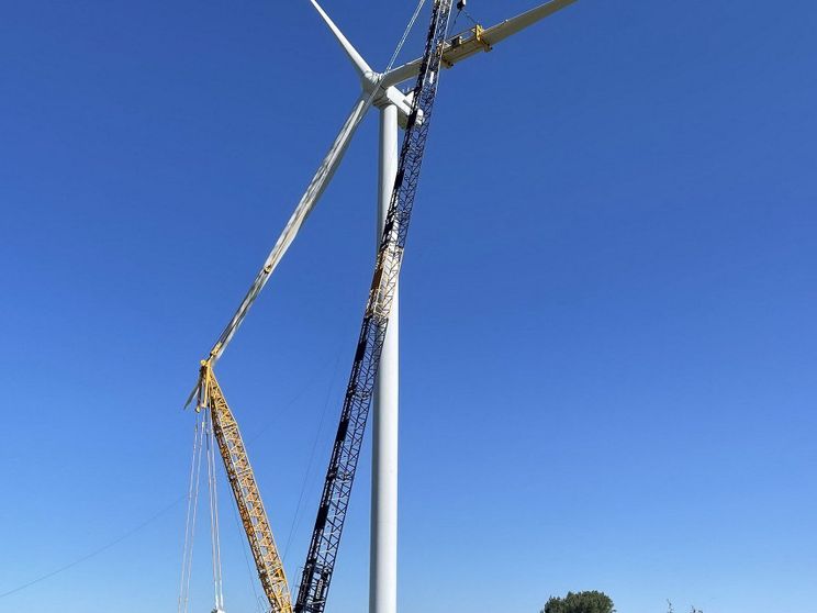 Per la prima volta in Ue, solare ed eolico superano le fossili