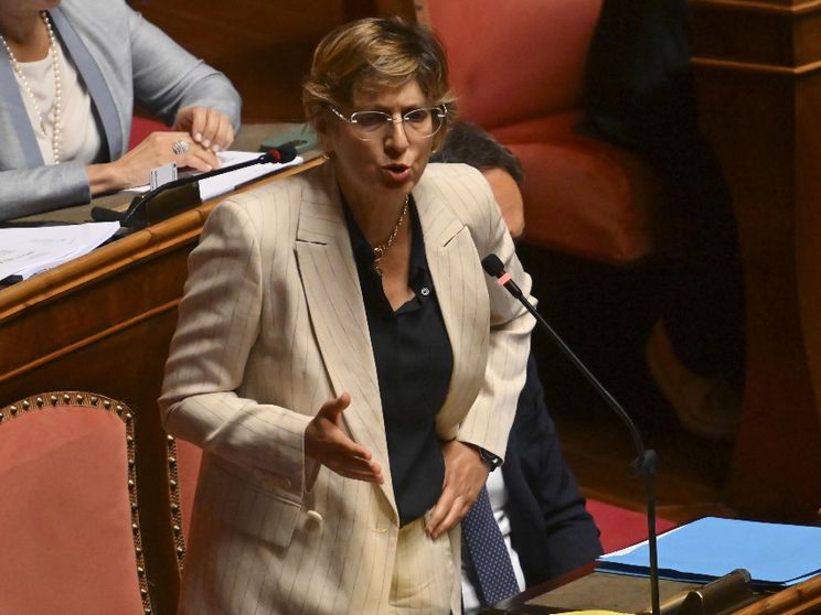 Così dalla proposta di legge sul reato di stupro è sparita la parola «consenso»