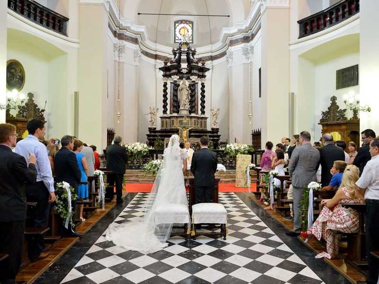 I dati Istat sul calo dei matrimoni ci dicono che abbiamo un problema