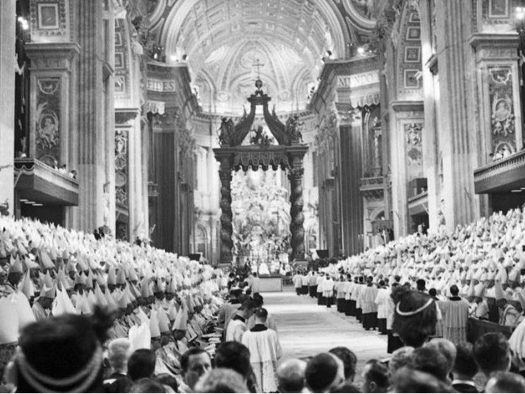 11 ottobre 1962, Giovanni XXIII apre il Concilio con duemila vescovi / VATICAN MEDIA