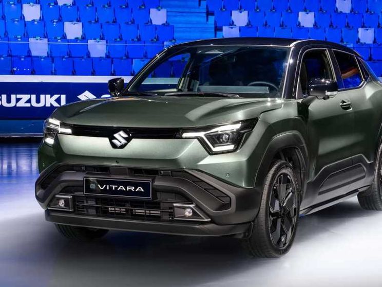 Una sola elettrica e tutto ibrido: la scelta di Suzuki per restare a galla
