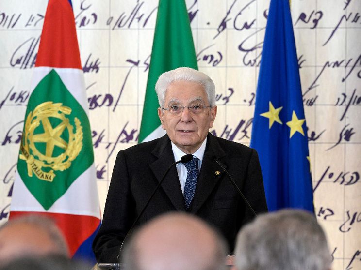 Il j'accuse di Mattarella: non c'è posto per l'odio razziale, la Ue si muova