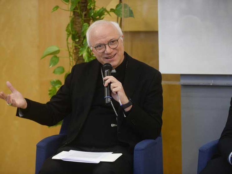 Baturi: la Chiesa irrilevante in Italia? No, accanto alla gente e presenza sociale
