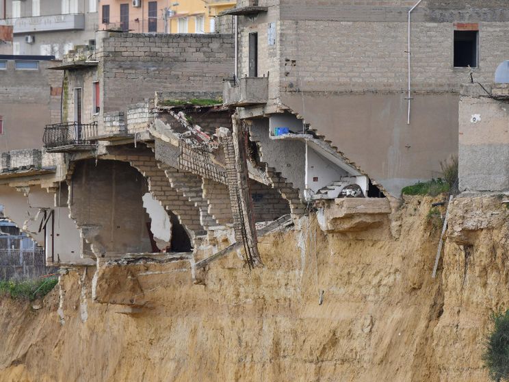 Niscemi sulle carte geologiche non esisteva