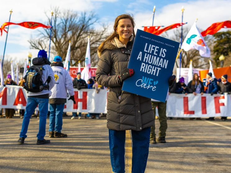 Aborto: il nome della guerra che muoviamo contro noi stessi
