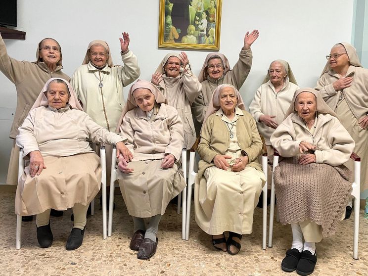 Le suore di “Casa San Giuseppe” a Raiano (L’Aquila)