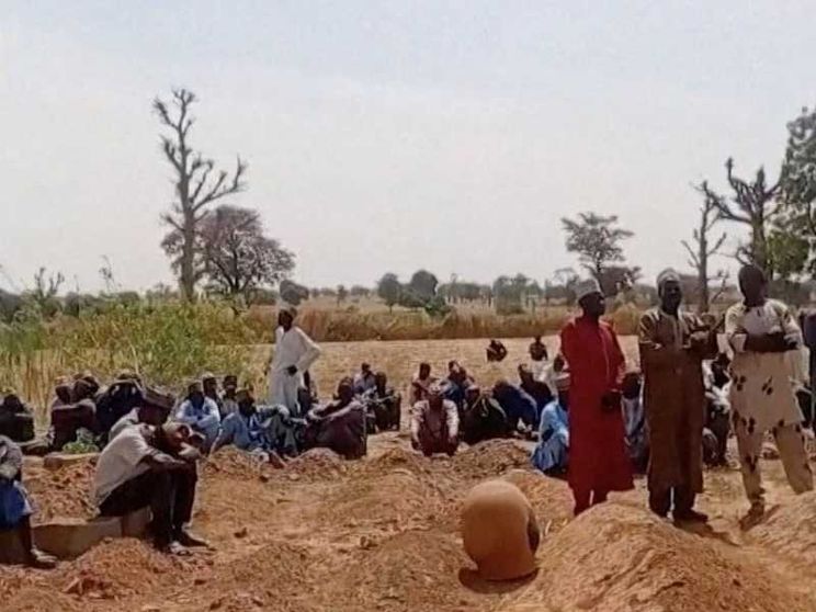 In Nigeria è terrore con un'altra strage di 200 persone in due attacchi jihadisti