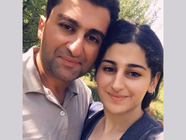 Zhino Babamiri, 25enne iraniana, con il padre Rezgar Beigzadeh Babamiri