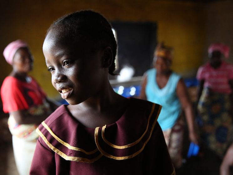 Il mercato di corpi e la schiavitù femminile che non vogliamo vedere