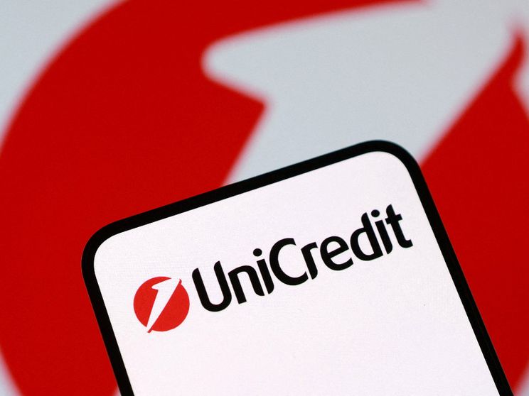Unicredit corre in Borsa, utili record e maxi cedole fino al 2028