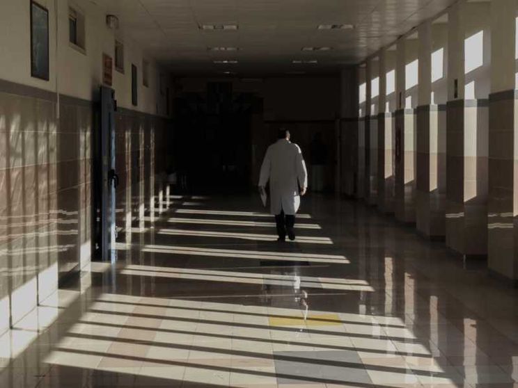 Un medico all'ospedale Monaldi di Napoli