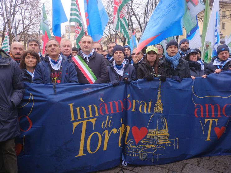 Torino si è rimessa in marcia. «Torniamo a fare industria»