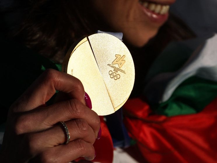 L’oro azzurro è rosa: quanto è bella la storia delle sorelle d’Italia