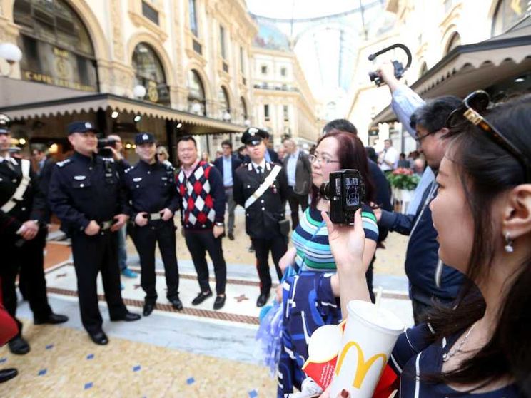 Turisti cinesi a Milano