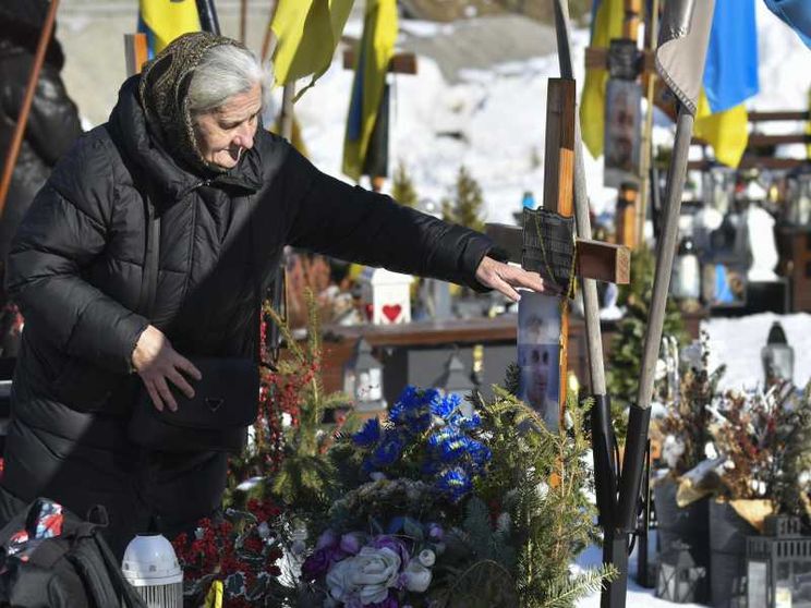 Quattro anni di guerra in Ucraina hanno causato un numero enorme di vittime
