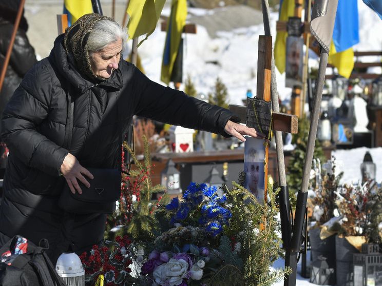 Quattro anni di guerra in Ucraina hanno causato un numero enorme di vittime