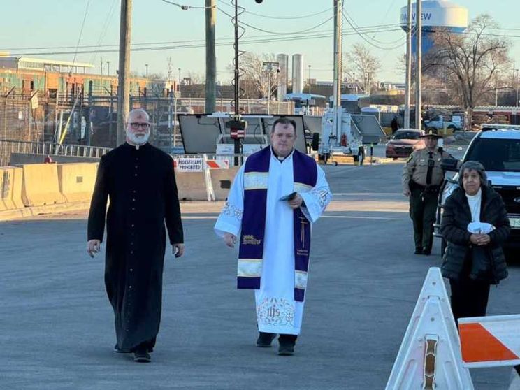 Dentro il centro di detenzione dell'Ice. Il racconto di un sacerdote scalabriniano