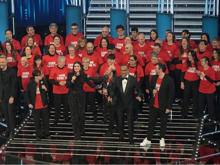 Il Coro Anffas illumina di gioia l'Ariston