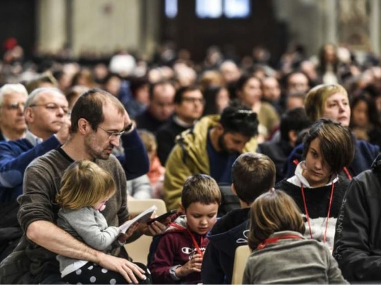 “Amoris laetitia”, quel raggio di fede per illuminare i segni dei tempi