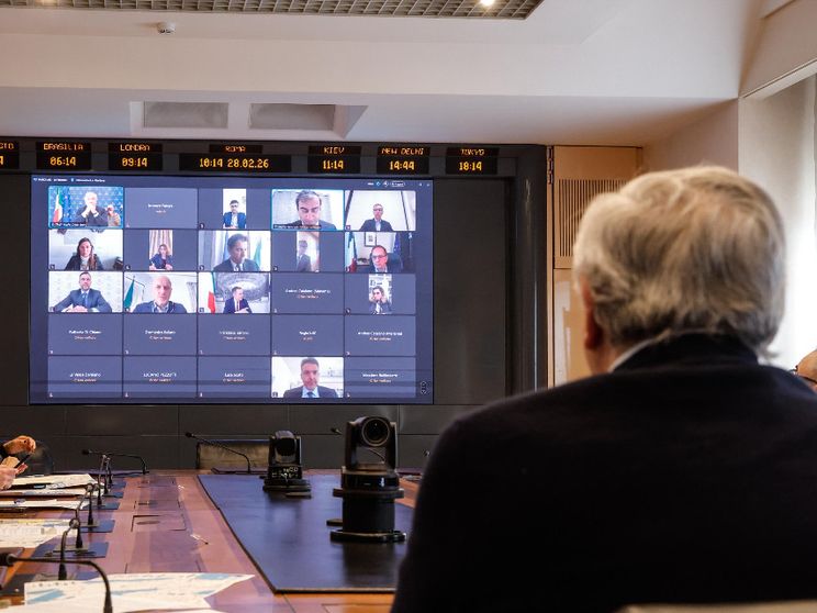 Iran, in serata nuovo vertice a Palazzo Chigi. Preoccupazione per i connazionali