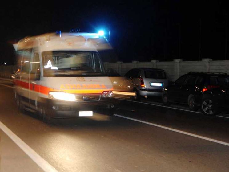 «Ha ucciso cinque anziani»: indagato autista di ambulanza