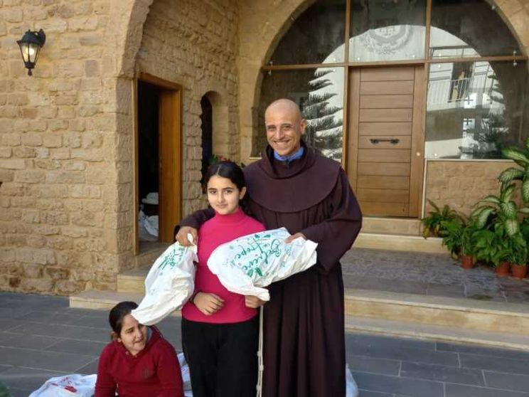In fuga dal sud del Libano: «Nessun posto è più sicuro. Neppure il convento dove ospitiamo gli sfollati»
