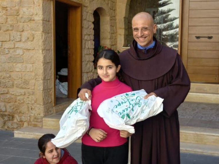 In fuga dal sud del Libano: «Nessun posto è più sicuro. Neppure il convento dove ospitiamo gli sfollati»