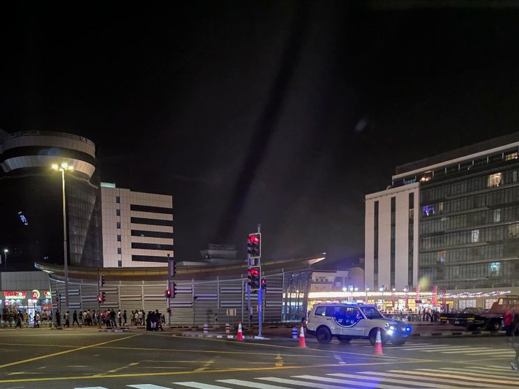 Dubai sotto attacco, italiani tra ansia e critiche social