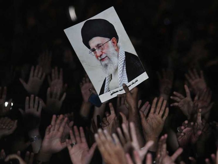 «In Iran non ci sono masse pronte a sostenere chi bombarda. Rischia il Paese, non il regime»