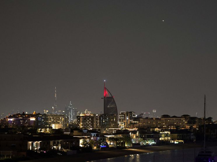 Svanisce a Dubai l’illusione della guerra sempre “altrove”