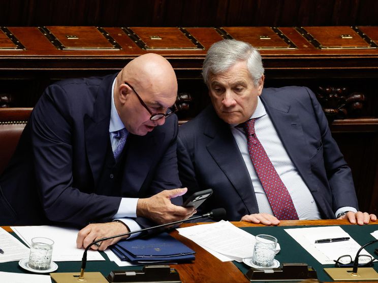 Tajani: 100mila italiani coinvolti nella crisi in Iran