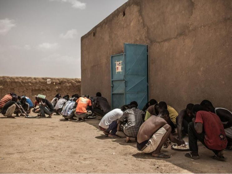 «Migranti torturati e gettati nelle fosse»: le nuove accuse Onu ai lager libici