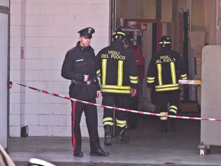 Genova, operaio schiacciato da pressa di cinque tonnellate