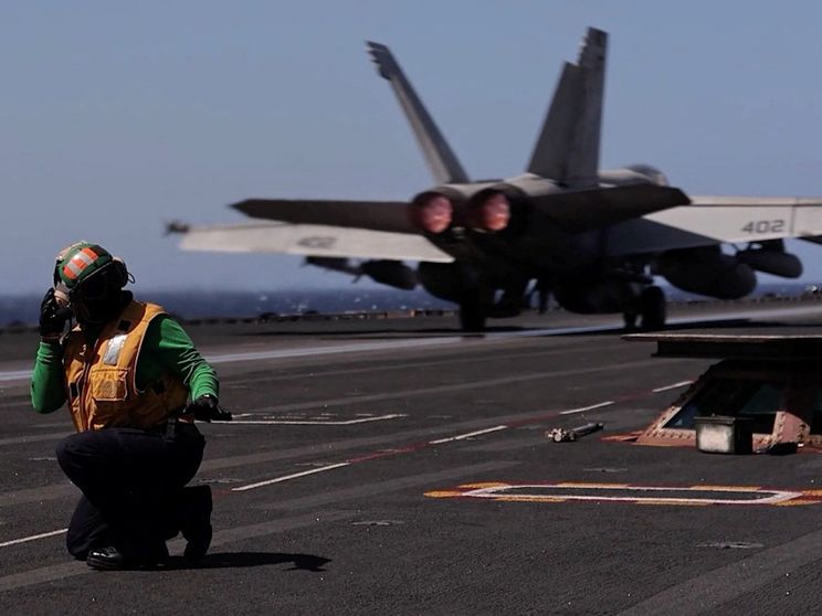 Troppa guerra in giro, ci mancano le parole. Come (e dove) ritrovarle?