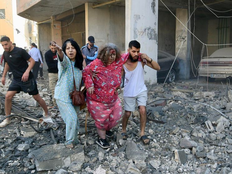 Bombe durante la visita dell'"inviato" del Papa nei villaggi del Libano