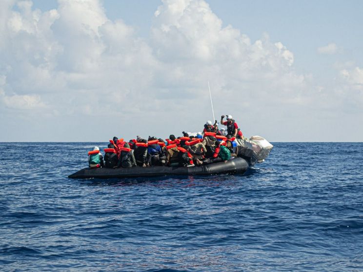 In mare tornano le barche delle Ong. E in poche ore 81 migranti vengono soccorsi e salvati
