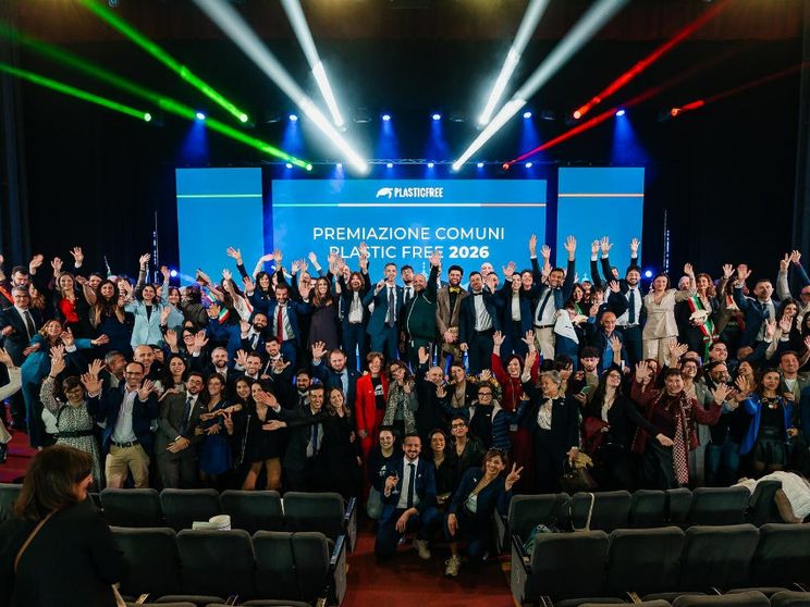 I Comuni Plastic Free 3 tartarughe alla fine della premiazione