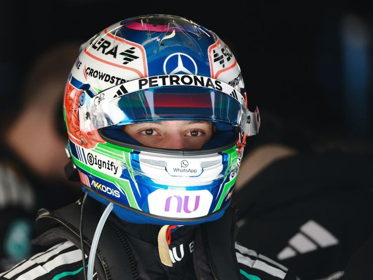 F1, l'italiano Antonelli in pole position in Cina