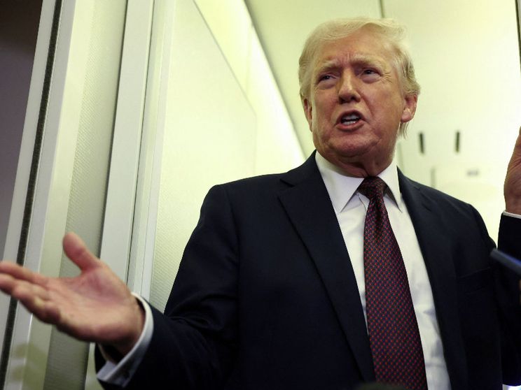 Trump va alla guerra delle notizie: dall'Iran fake news con l'intelligenza artificiale